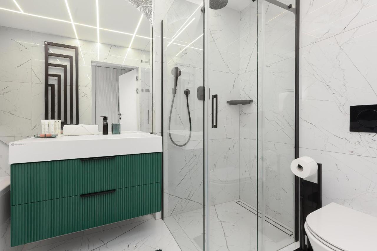 Apartment Luxurious Unique Tower With Skyline By Renters Prestige Warsaw