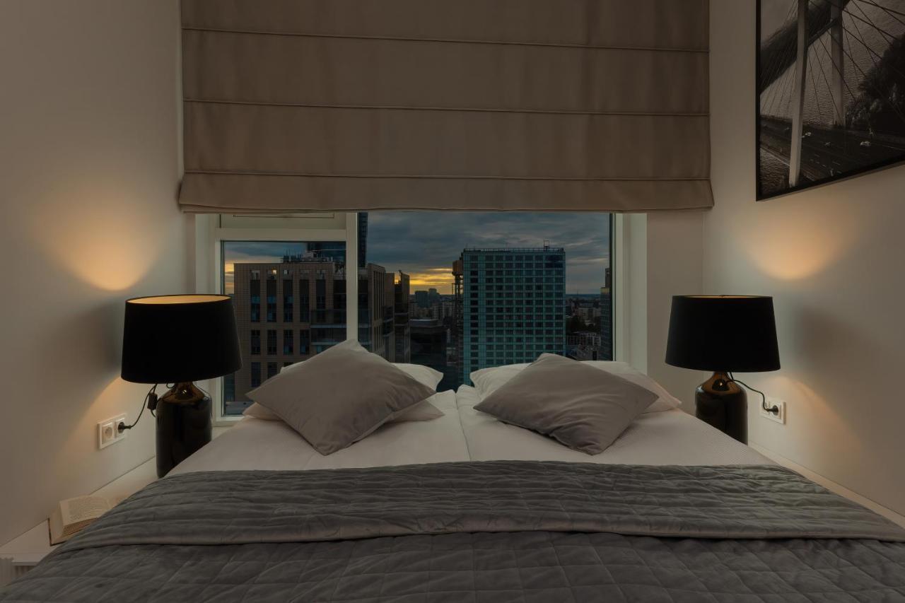 Luxurious Unique Tower With Skyline By Renters Prestige Appartamento *