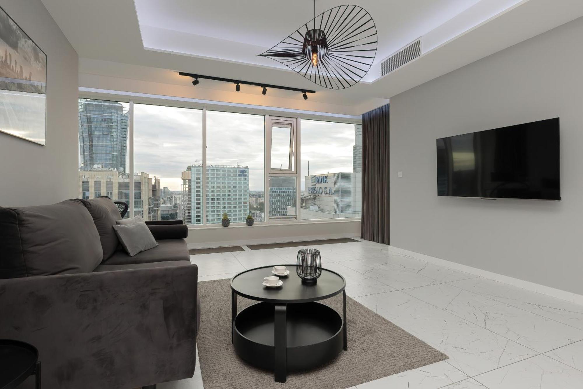 Luxurious Unique Tower With Skyline By Renters Prestige Appartamento